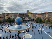 �f�B�Y�j�[�V�[